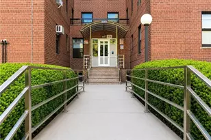 2645 Homecrest Ave, Brooklyn, NY 11235 - Photo 10