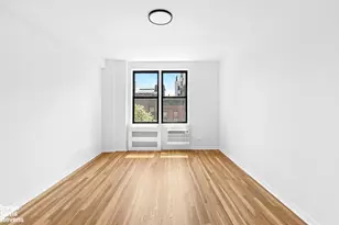 211 E 18th St, New York, NY 10003 - Photo 14