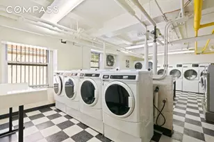 433 W 34th St., New York, NY 10001 - Photo 6