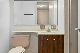 531 Main St, New York City, NY 10044 - Photo 8