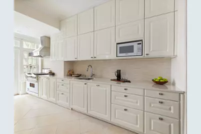 127 E 81st Street, New York, NY 10028 - Photo 4