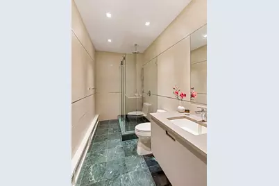 127 E 81st Street, New York City, NY 10028 - Photo 18