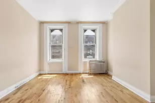 381 Sumpter St, New York City, NY 11233 - Photo 8