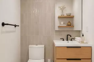 371 Hawthorne St, New York City, NY 11225 - Photo 10