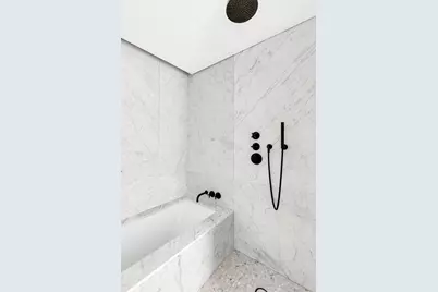 16 W 40th Street #22D, New York, NY 10018 - Photo 8