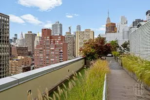 303 E 33rd St, New York City, NY 10016 - Photo 32