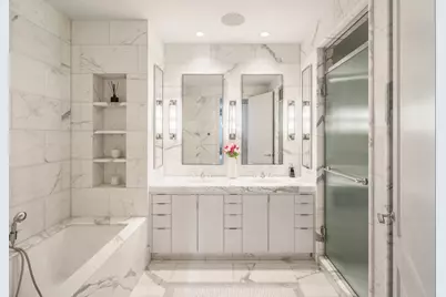 301 E 81st Street #10B, New York, NY 10028 - Photo 4