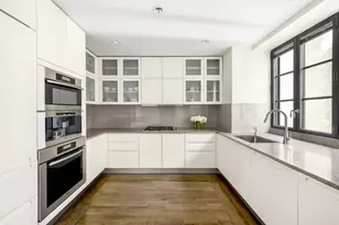 985 Park Ave, New York, NY 10028 - Photo 4
