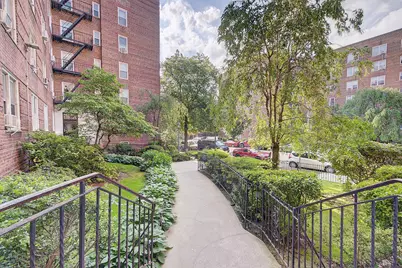 88-01 35th Avenue #6-D, New York City, NY 11372 - Photo 2