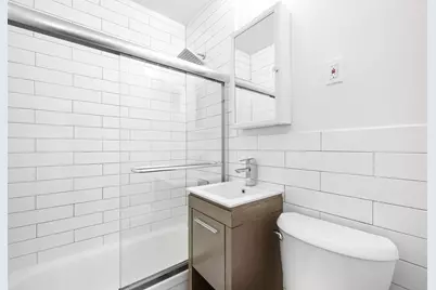 307 W 29th Street #2a, New York City, NY 10001 - Photo 10