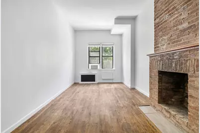 307 W 29th Street #2a, New York City, NY 10001 - Photo 4