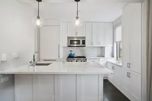 420 E 64th St, New York, NY 10065 - Photo 10