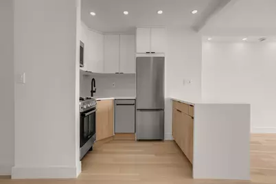 321 E 48th Street #7L, New York, NY 10017 - Photo 4
