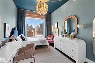 250 W 81st St, New York City, NY 10024 - Photo 8