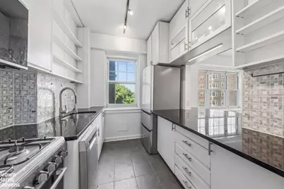 140 Cabrini Boulevard #37, New York City, NY 10033 - Photo 1