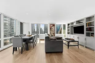 322 W 57th St, New York City, NY 10019 - Photo 2