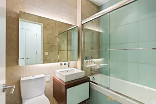 247 W 46th St, New York, NY 10036 - Photo 4
