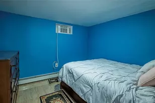 112-28 200th St, New York City, NY 11412 - Photo 12