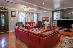 112-28 200th St, New York City, NY 11412 - Photo 4