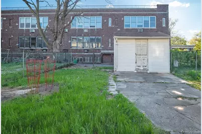 112-28 200th Street, New York City, NY 11412 - Photo 22
