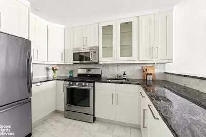 245 E 25th Street #12L, New York, NY 10010 - Photo 6
