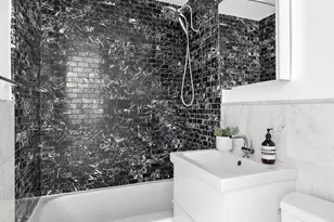 245 E 25th St, New York, NY 10010 - Photo 8