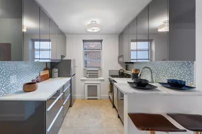 153 Bennett Avenue #6H, New York City, NY 10040 - Photo 4