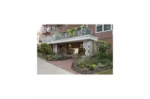 415 Argyle Rd, New York City, NY 11218 - Photo 8
