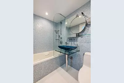 130 E 18th Street #10D, New York, NY 10003 - Photo 6