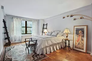 225 E 57th St, New York, NY 10022 - Photo 4