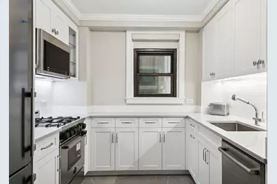 225 E 57th Street #4C, New York, NY 10022 - Photo 2