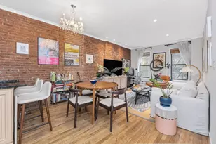 348 E 89th St, New York City, NY 10128 - Photo 2