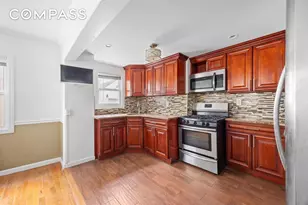 194-35 114th Dr, New York City, NY 11412 - Photo 6