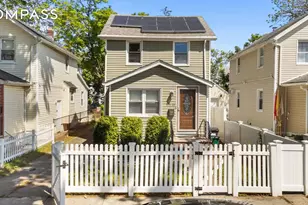 194-35 114th Dr, New York City, NY 11412 - Photo 2