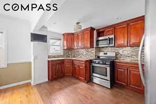 194-35 114th Dr, New York City, NY 11412 - Photo 6