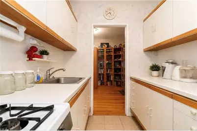 701 Gerald Court #2E, New York City, NY 11235 - Photo 8