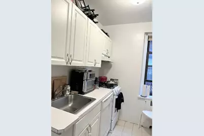 340 E 66th Street #4G, New York, NY 10065 - Photo 4