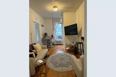 320 E 49th Street #32, New York, NY 10022 - Photo 2