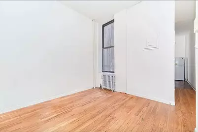 230 E 25th Street #1B, New York, NY 10010 - Photo 1