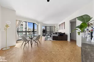 200 E 61st St, New York, NY 10065 - Photo 1