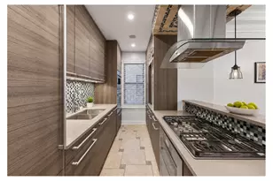 357 W 55th St, New York, NY 10019 - Photo 2