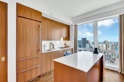 400 5th Avenue #45B, New York City, NY 10018 - Photo 4