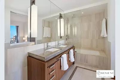 400 5th Avenue #45B, New York, NY 10018 - Photo 4