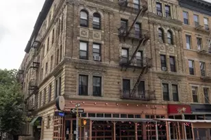 170 W 85th St, New York, NY 10024 - Photo 2