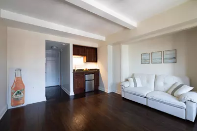 320 E 42nd Street #2403, New York City, NY 10017 - Photo 4