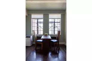 320 E 42nd St, New York City, NY 10017 - Photo 6