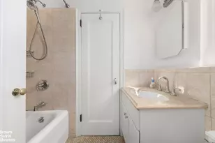 400 E 59th St, New York City, NY 10022 - Photo 12