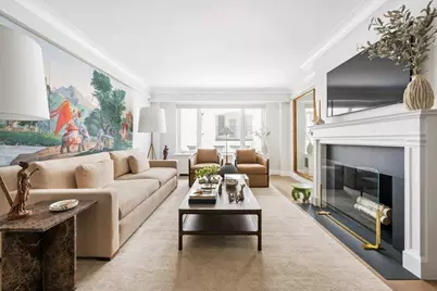 3 E 71st Street #9E, New York City, NY 10021 - Photo 1