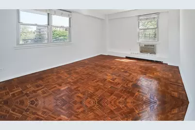1608 Ocean Parkway #8B, New York City, NY 11223 - Photo 6