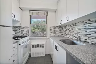 1608 Ocean Pkwy, New York City, NY 11223 - Photo 10